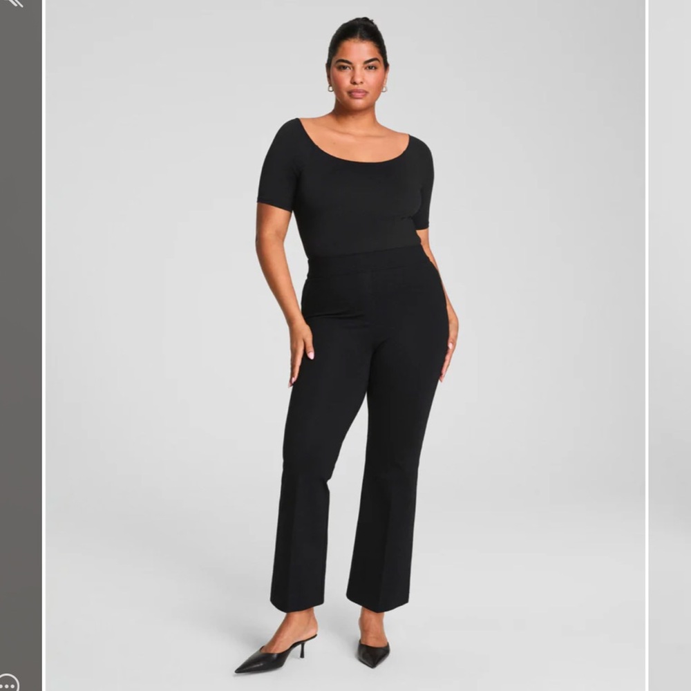 SPANX Black Stetch Kick Flare Cropped Pants